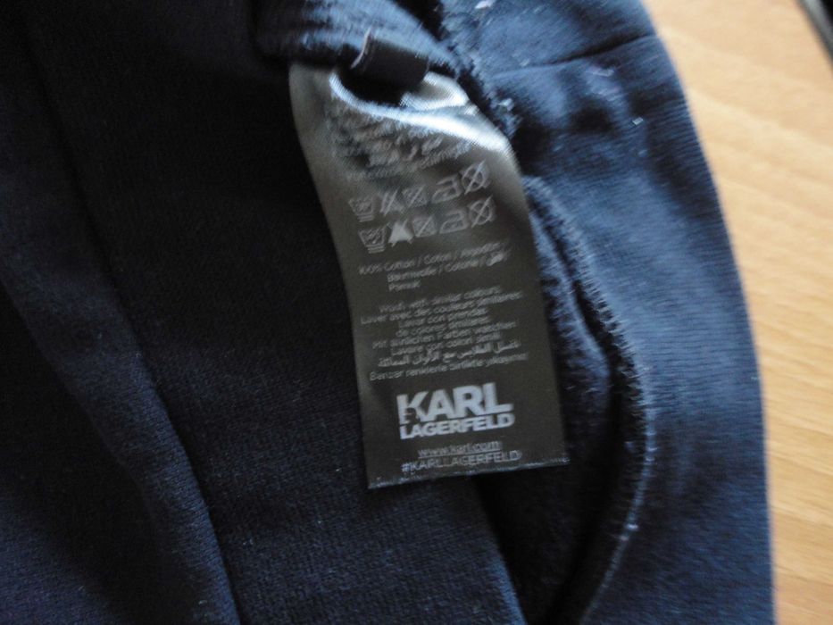 Moschino/S/оригинален суитшърт