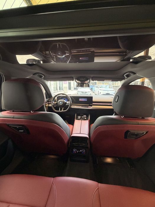 Bmw i5 40L M sport dop opsiyali