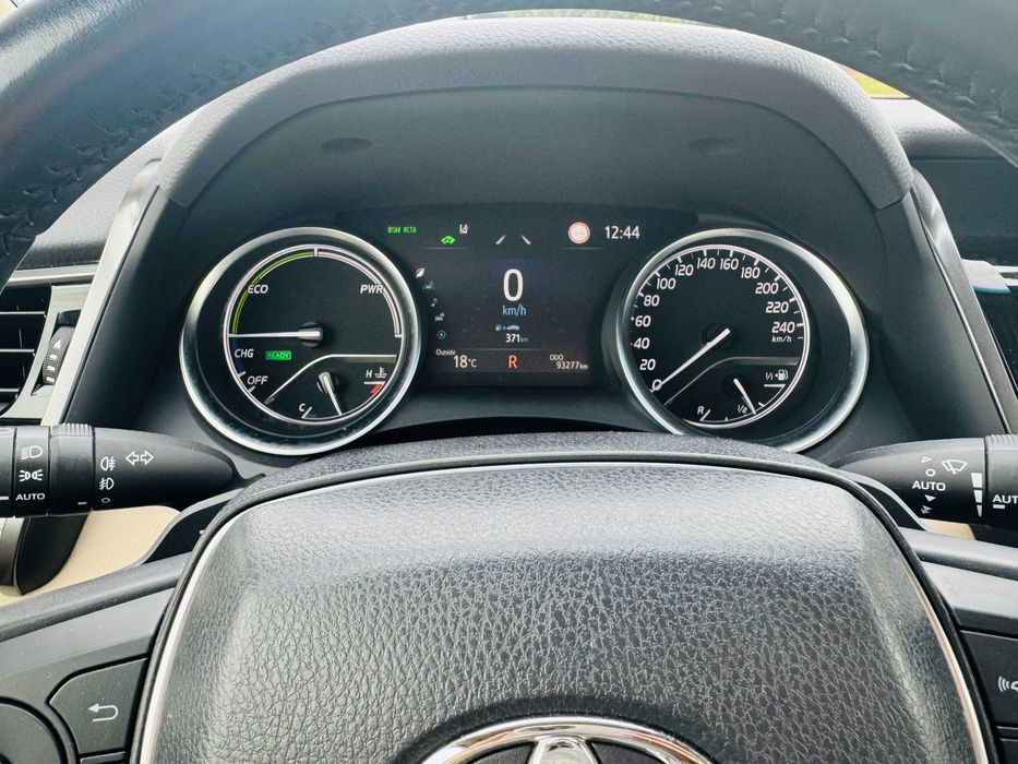 Toyota Camry Hybrid  2022, 93277 km