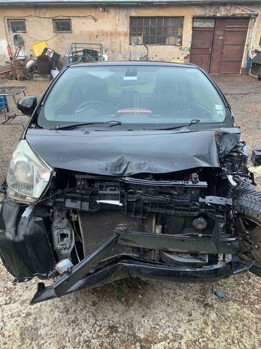 На Части Toyota IQ 1.0 68hp 1KRFE Тойота Ик 1,0 68кс 2011г