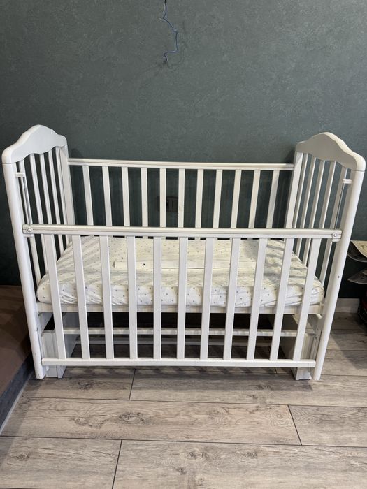 Продам манеж состояние отлично