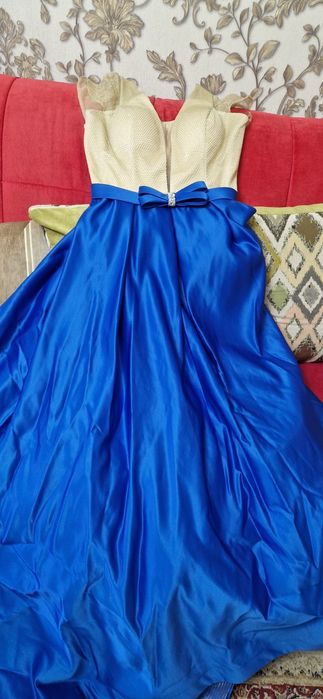 Продам вечернее платье