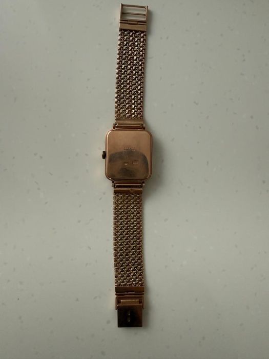 Продам золотые часы!!!