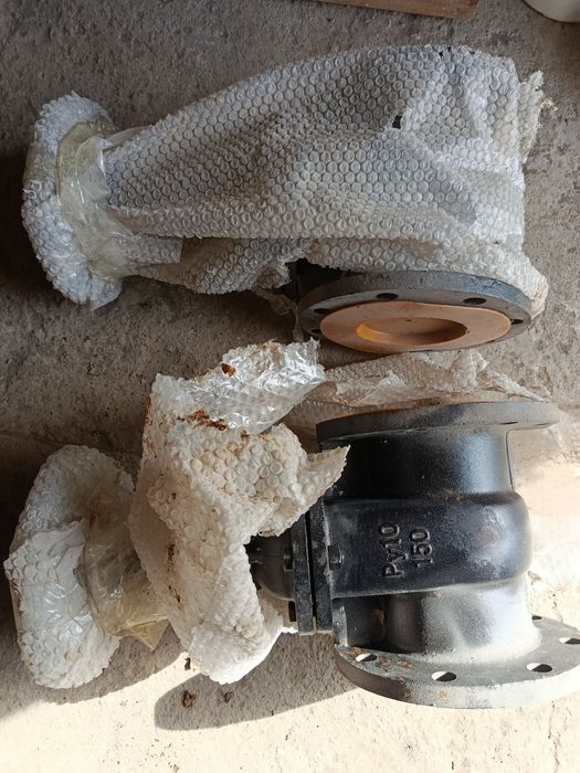 Задвижка 150 тый