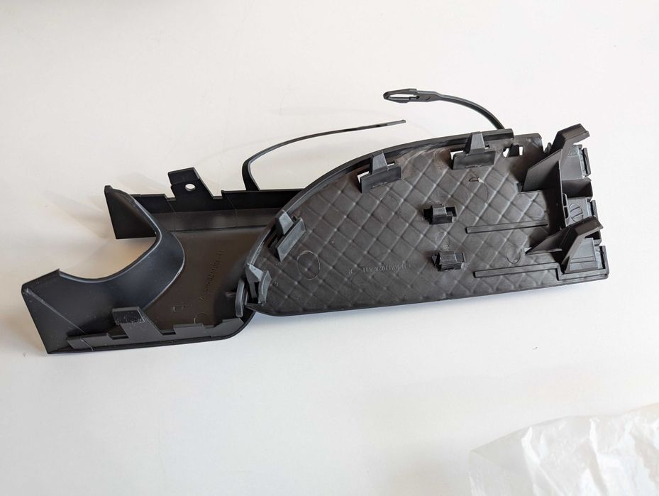 Капак предна броня Мерцедес Ц 202 Mercedes W202 C капаче Кука