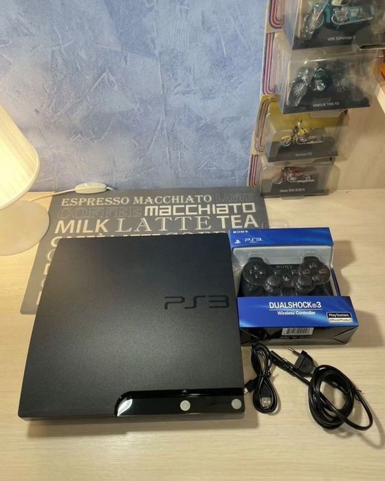 Playstation 3/256gb/ uyinlar/ 1 ta joystick