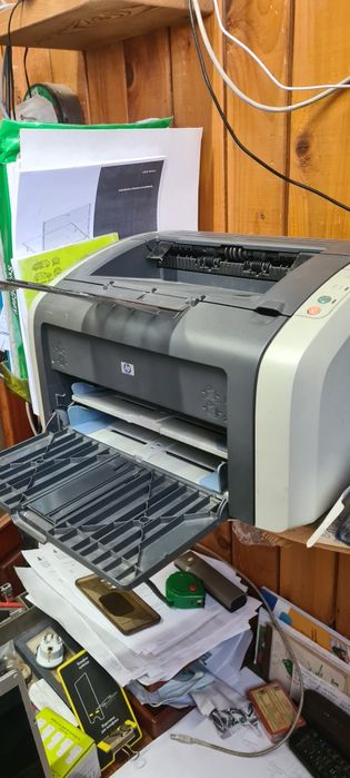 Продам принтер НР LaserJet 1010