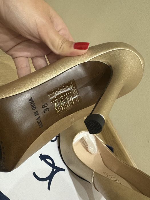 Pantofi aurii din piele Luca Di Gioia