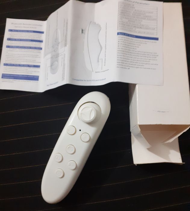 Vând Telecomandă Bluetooth 4.0 VR pentru telefon,ochelari VR etc. wireless controler de joc, joystick gamepad