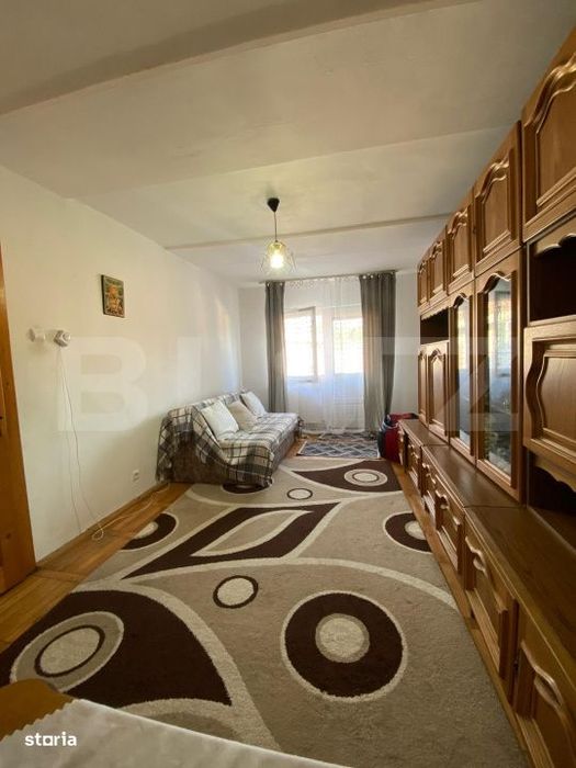 Apartament cu 3 camere, zona centrala, orientare dubla