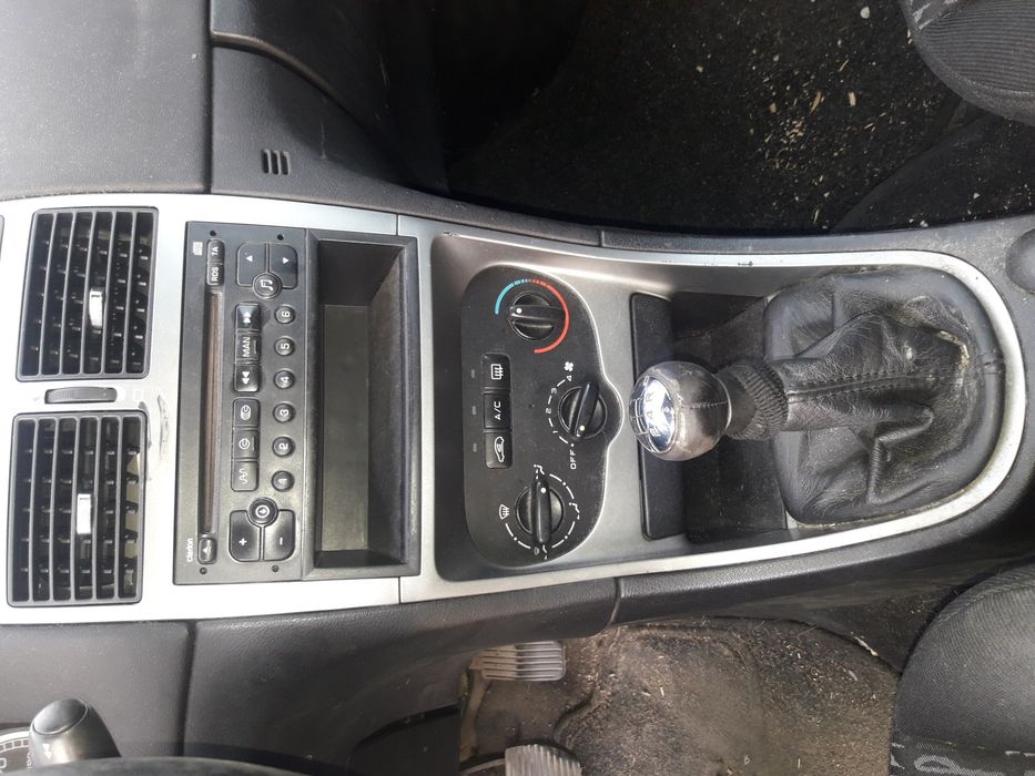 Пежо 307 2.0хди Peugeot 307 2.0Hdi на части