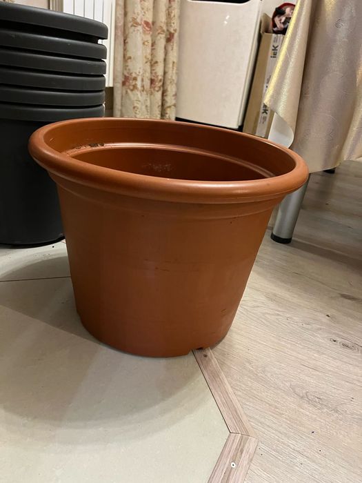 Горшки для цветов