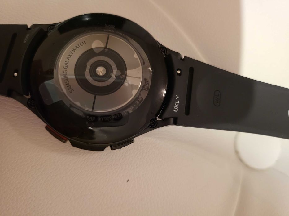 часовник Samsung