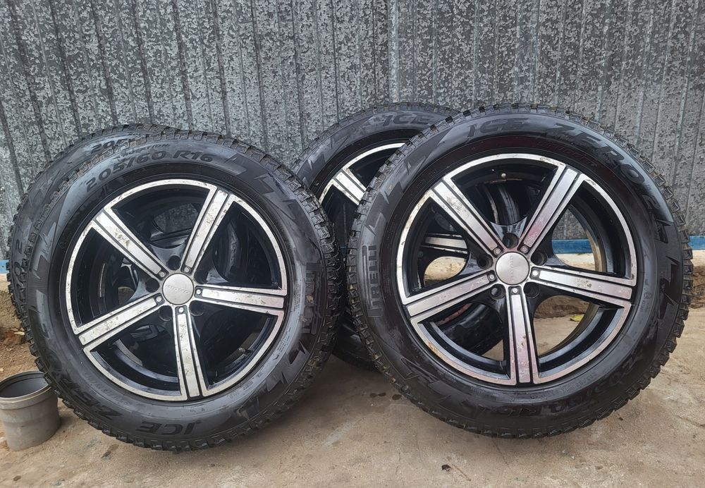 Зимние шины с титановыми дисками