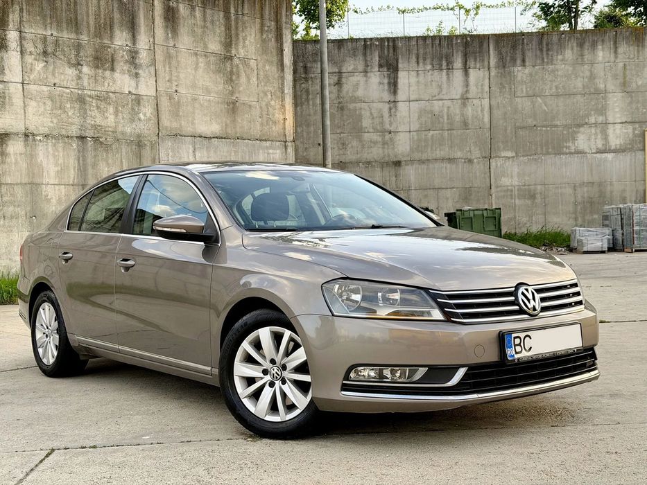 Volkswagen Passat Vând Passat B7 /1,8 Benzină/ Fabricație 2011/ 102403 km/ 160CP