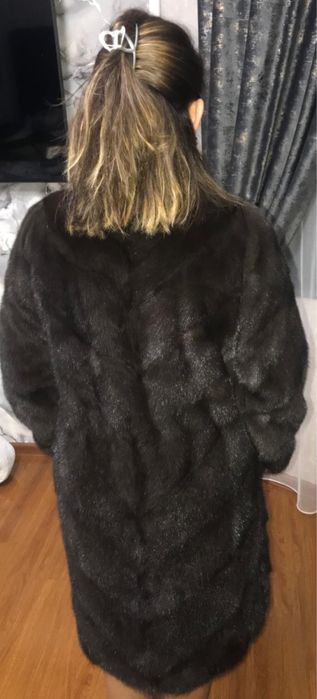 Продам норковую шубу