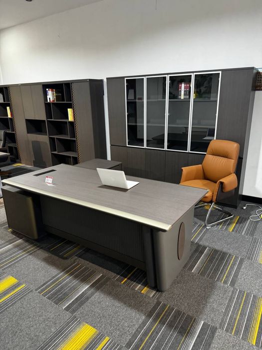 Офисная мебель. Китайский и Узбекский наборы