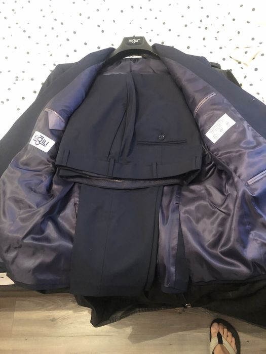 Costum pentru barbati