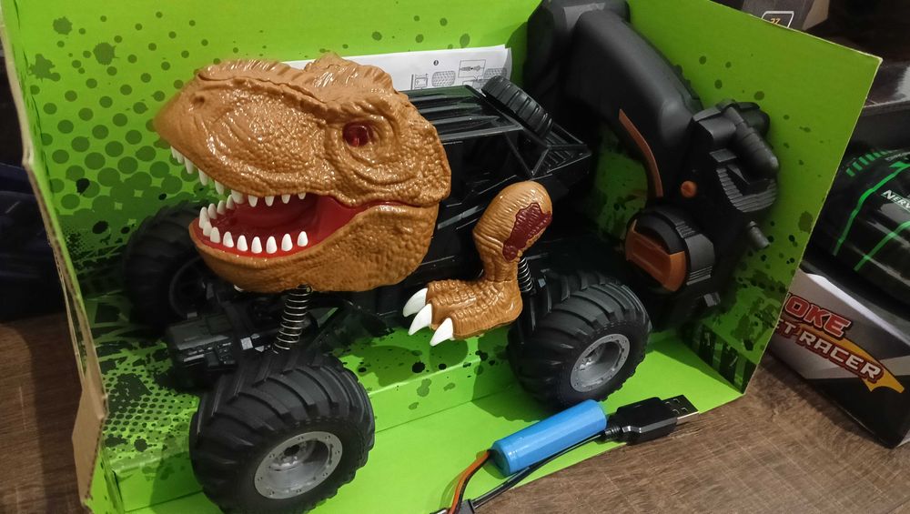 детски коли дистанционно rc джип динозавър състезателна кола бъги