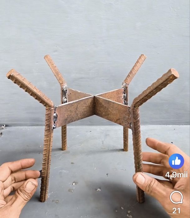 Suport  Metal Ceaun / Camping  Foc