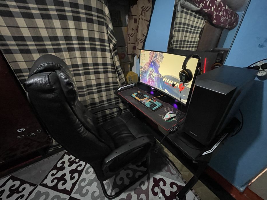 Продам компьютер мошный игровой пк потянеть любой игры