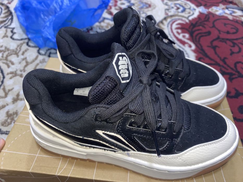 Li-ning 37размер новый оригинал