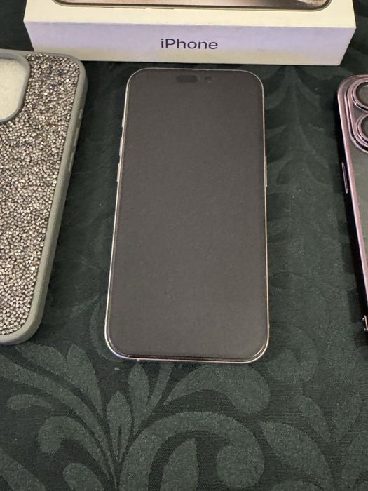 Гаранция. Iphone 15 pro, Natural tiranium 128GB!