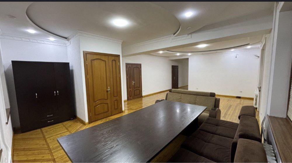 Офис 4Комн.Ориентир Текстиль.Институт