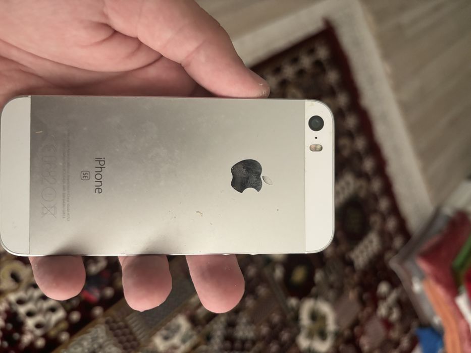 Iphone se 2 штук