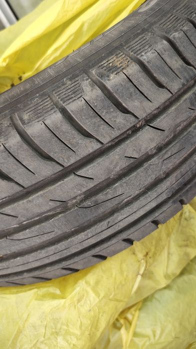 Летни гуми TOYO 225 65 17 отлични 2бр.