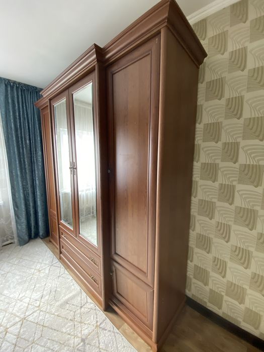 Спальный гарнитур