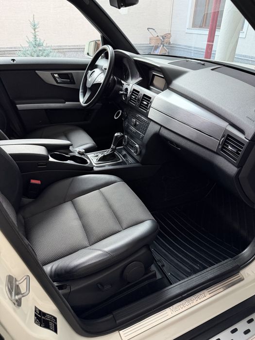 Mercedes benz  GLK 300  benzin