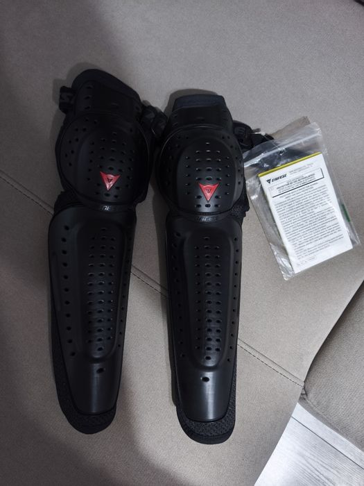 Genunchere moto Dainese V E1 ,NOI