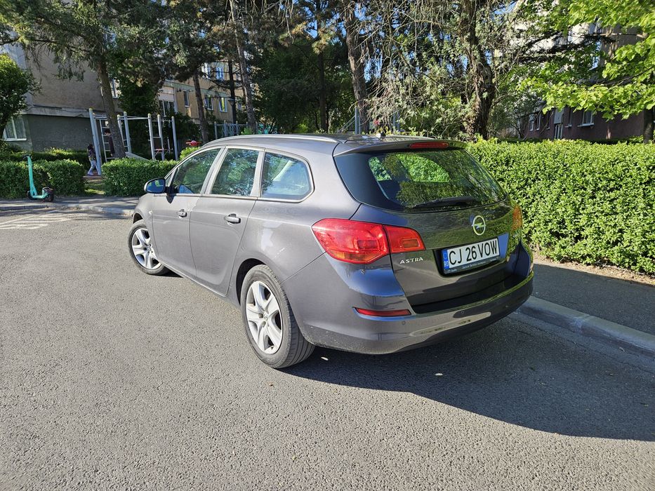 OPEL Astra 2011 — imagine 4