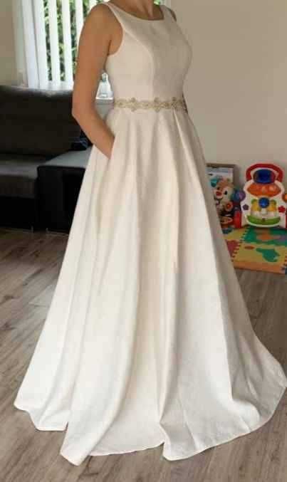 Rochie de mireasă, nou, cu etichetă, a fost doar probată