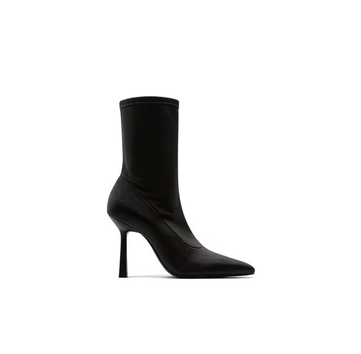 Zara сапоги продаются