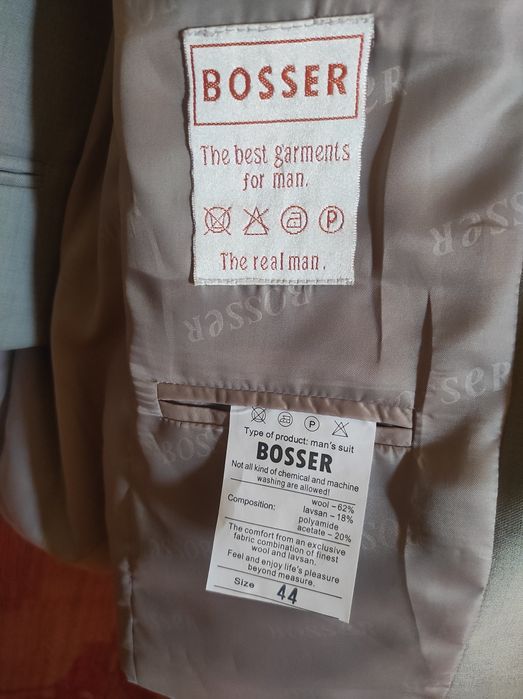 Продам костюм тройка.