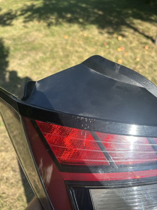 Bec stop spate stanga hyundai elantra