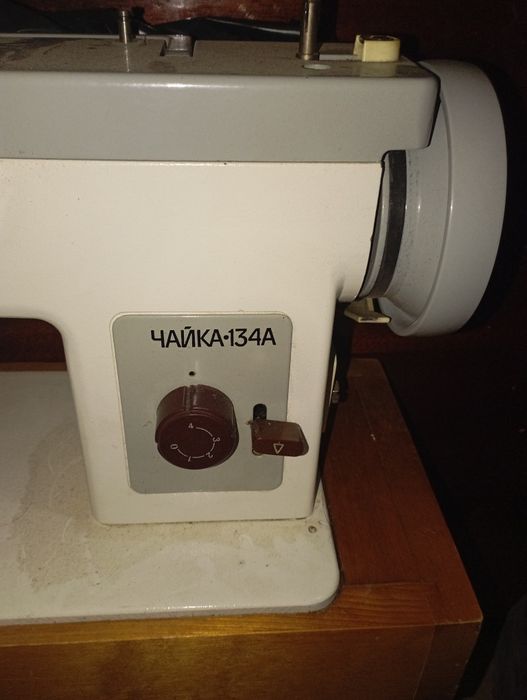 швейная машина ЧАЙКА 134А