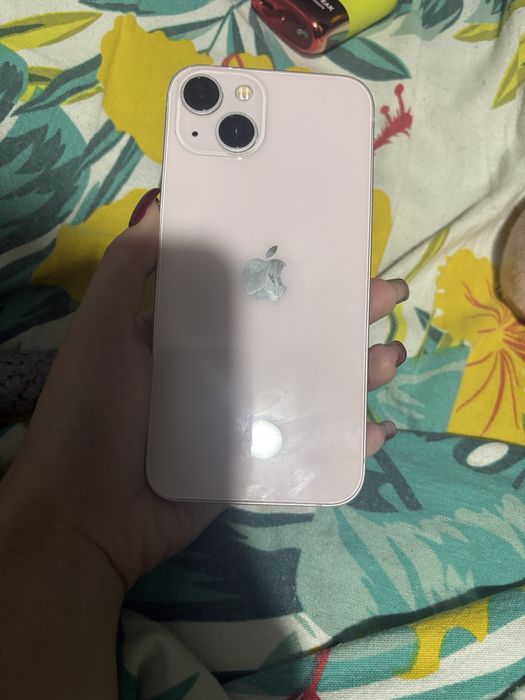 Продам iphone 13