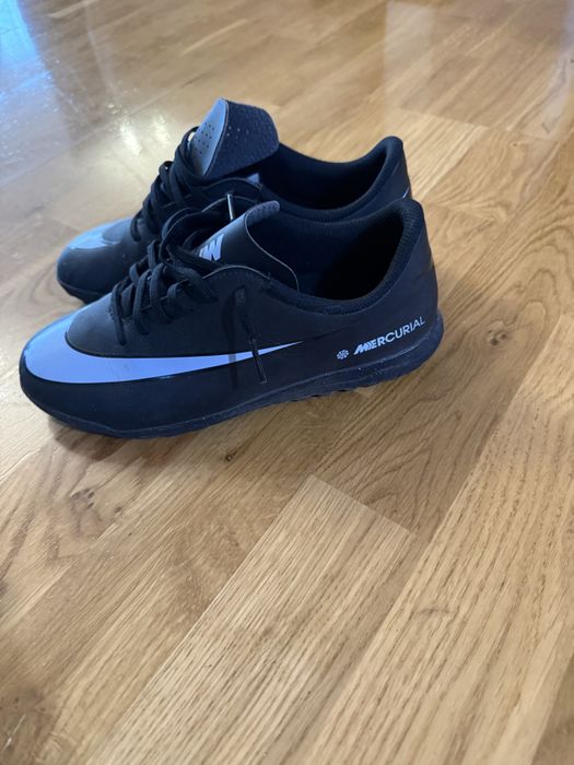 Papuci nike mercurial