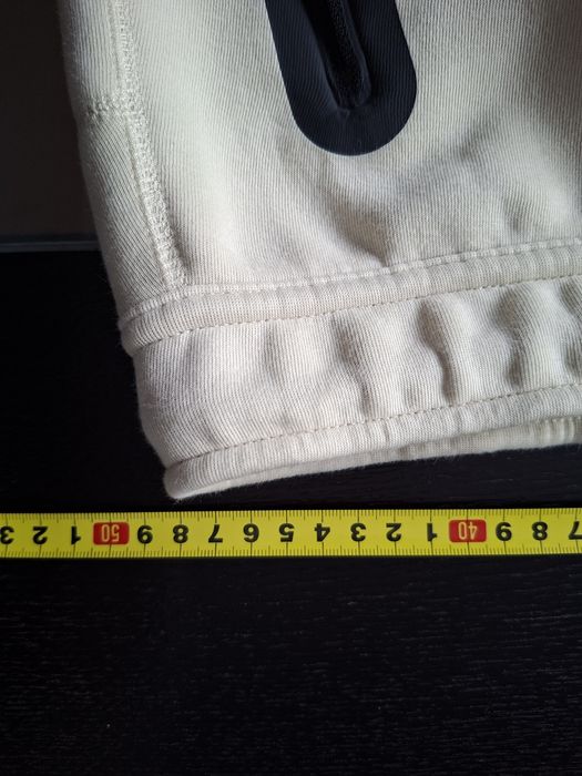 Оригинално долнище Nike Tech Fleece