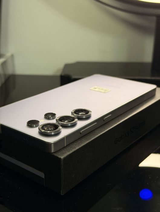 S25 ultra inca in garanție 6 luni