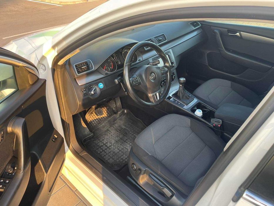 VW Passat 1.4 TSI, бензин/ метан 2012г.