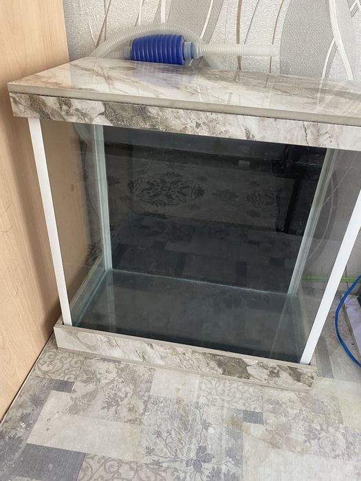 Продам аквариум срочно!