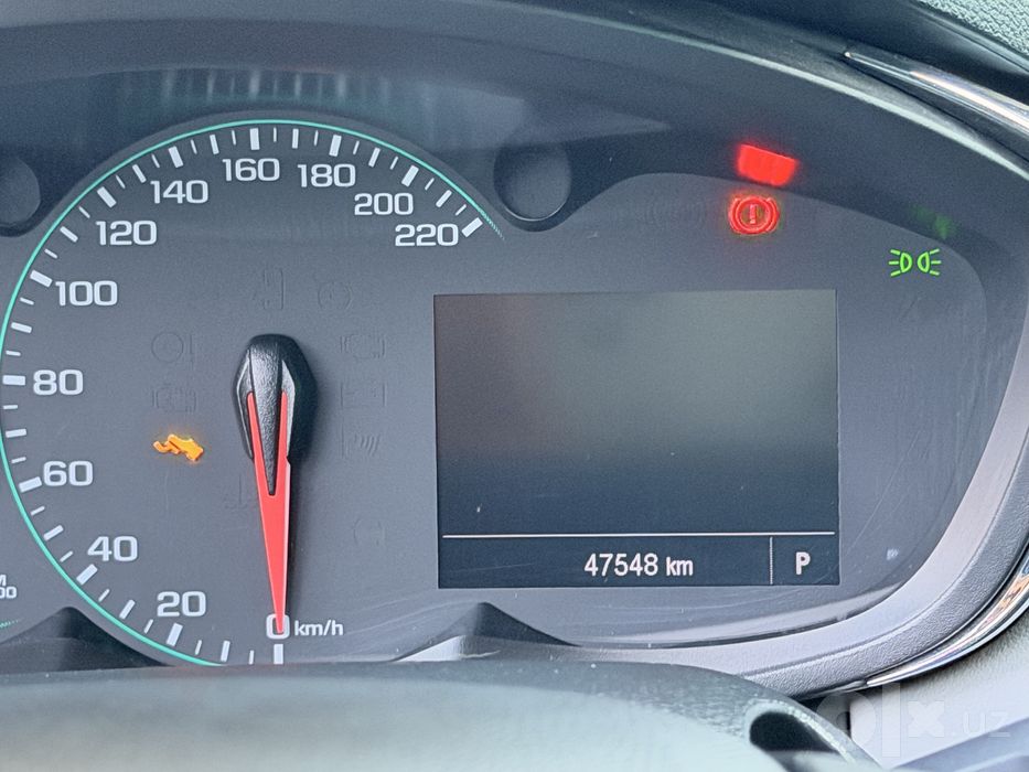 Продаетса срочно свой автомобиль Трекер