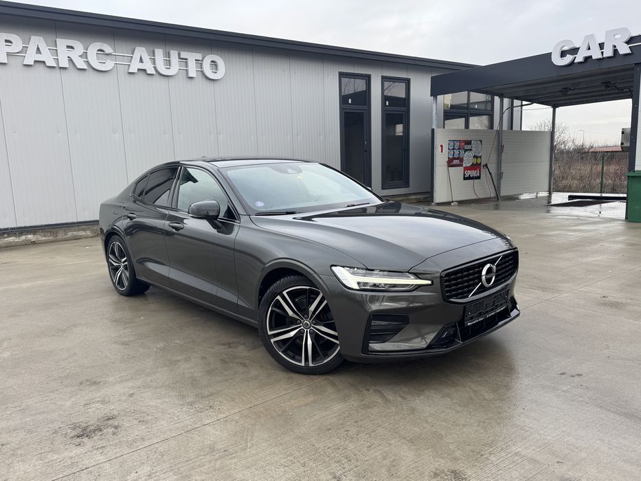 Volvo S60 2022 R design/distronic/camera/keyless/led/lane/side/sc comf