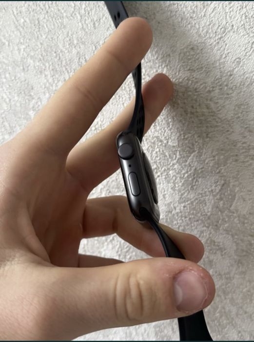 Apple watch se nike