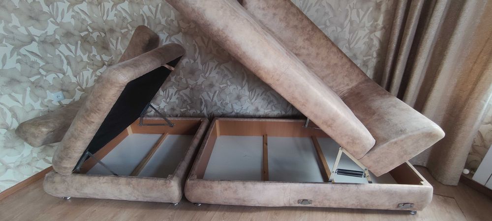 Диван угловой 3-х секционный