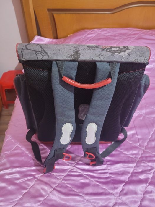 Ученическа раница